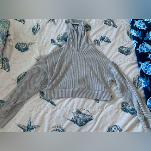 ALO Yoga Muse Ribbed Hoodie size Medium NWOT - Picture 3 of 9